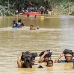 Kejahatan Lingkungan Sumatra, Banjir Kritik untuk Zulkifli Hasan dan Bahlil Lahadalia